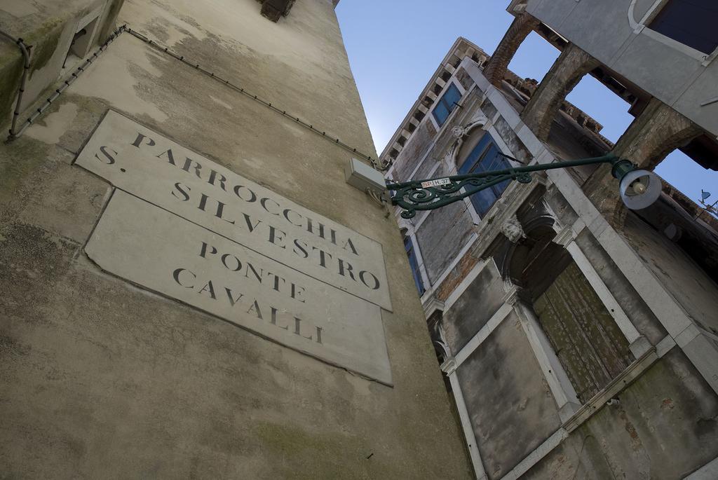 Appartamento Ca' Cavalli Venedig Zimmer foto